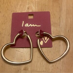 Elegant Gold Heart Earrings NWT about 1.5 in long Perfect for Valentine’s Day